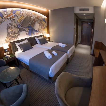 Orienta Hotel Гюмри Экстерьер фото
