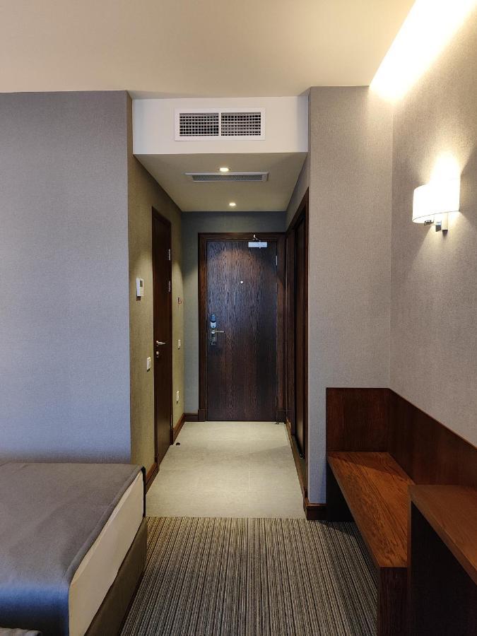 Orienta Hotel Гюмри Экстерьер фото