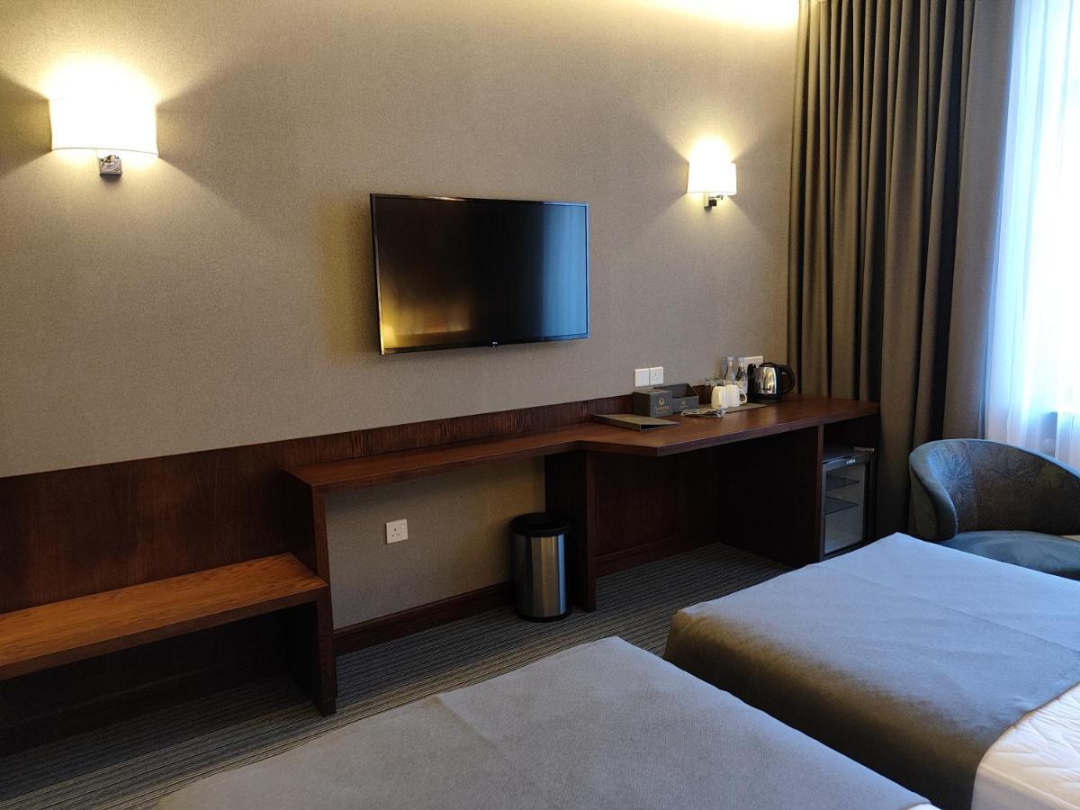 Orienta Hotel Гюмри Экстерьер фото