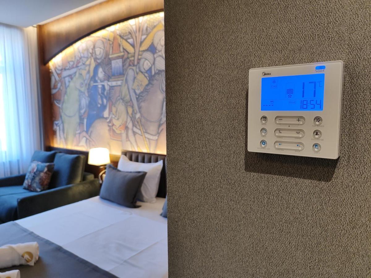 Orienta Hotel Гюмри Экстерьер фото