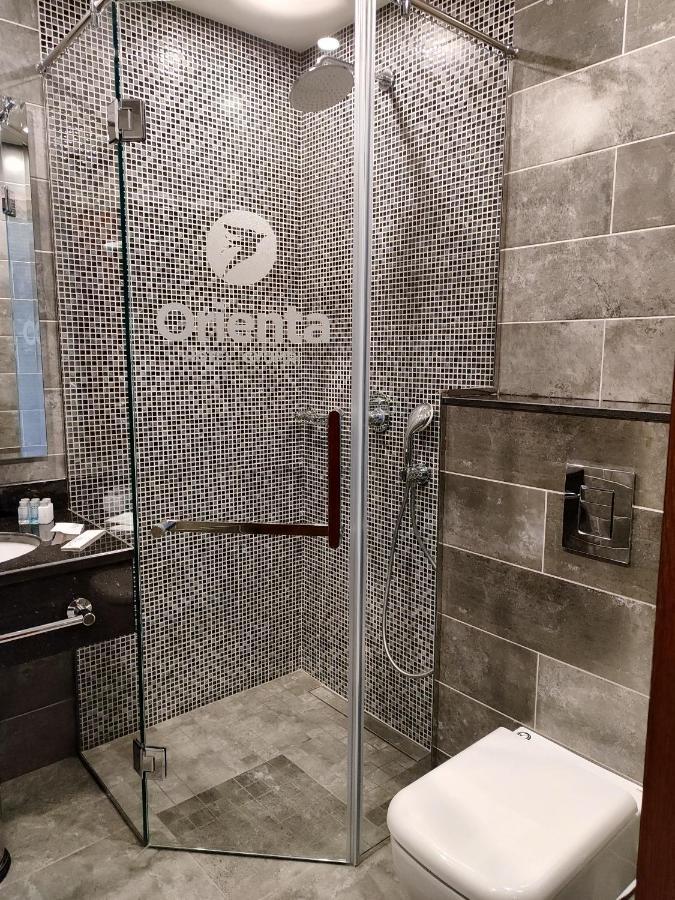 Orienta Hotel Гюмри Экстерьер фото