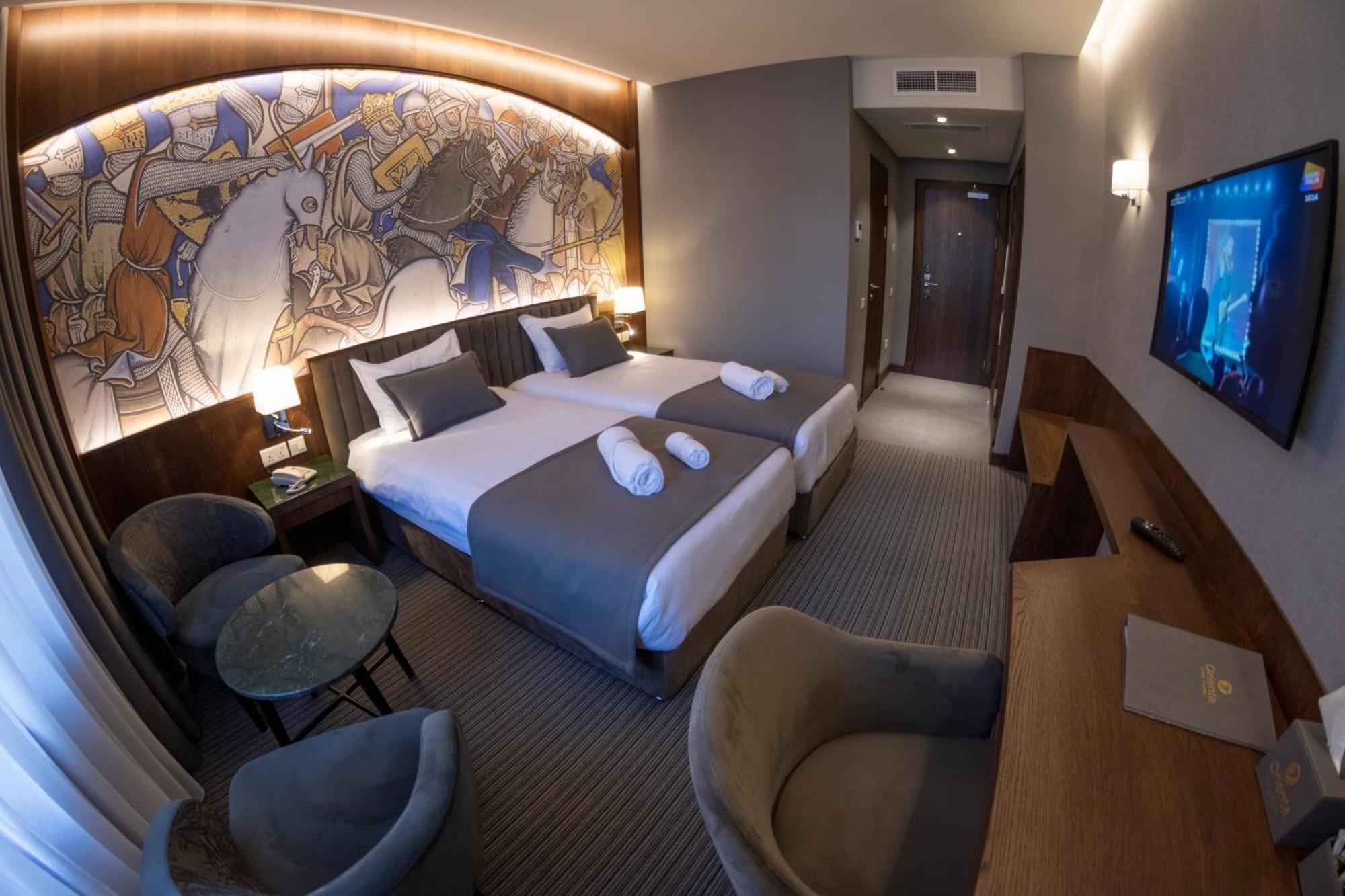 Orienta Hotel Гюмри Экстерьер фото