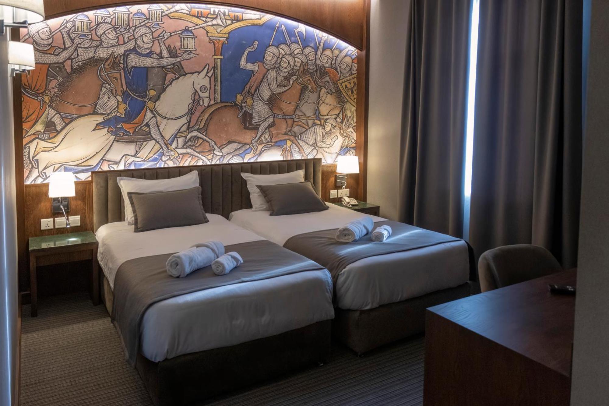 Orienta Hotel Гюмри Экстерьер фото